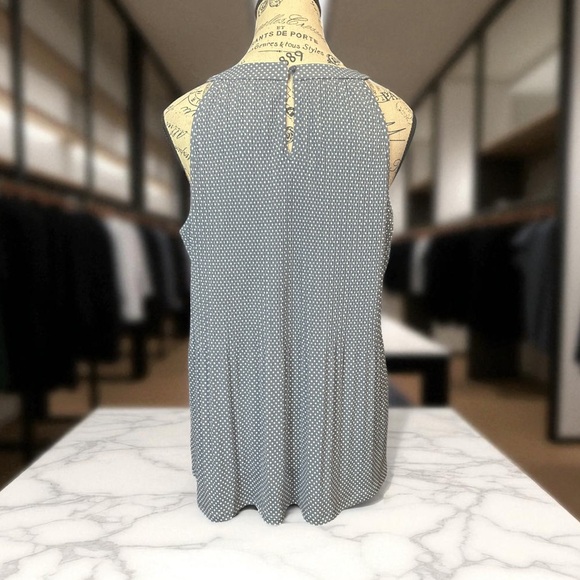 Adrianna Papell Gray Sleeveless Top NWT - Picture 7 of 7